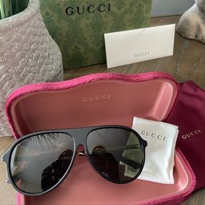 Gucci 61mm GG Black Frame Designer Sunglasses GG0829SA 002 NEW IN CASE